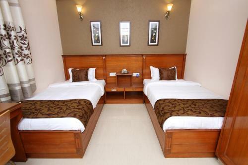 Hotel Dm Bluemoon Grand