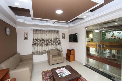 Hotel Dm Bluemoon Grand