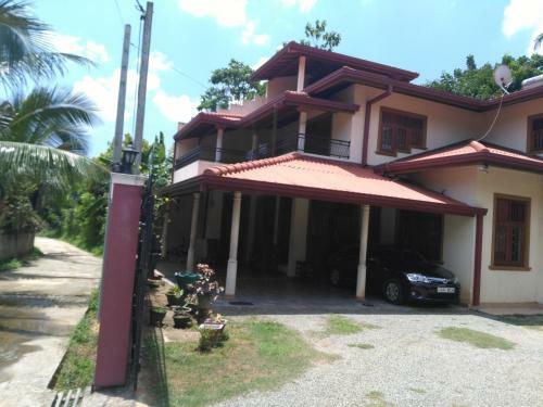 Amila Apartments