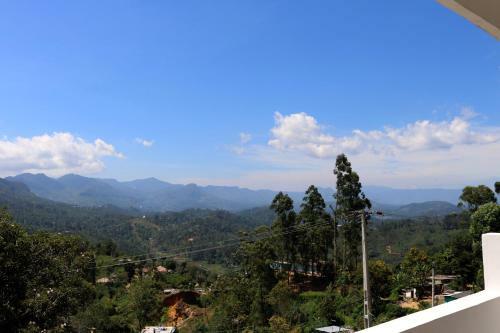 Posada Queens Rest Inn