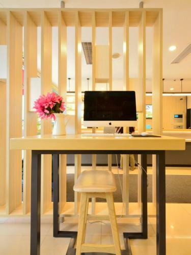 Hotel Hanting Express Chifeng Bus Station