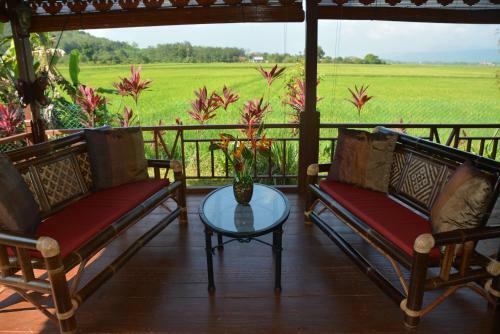 Villa Sunset Valley Holiday Houses