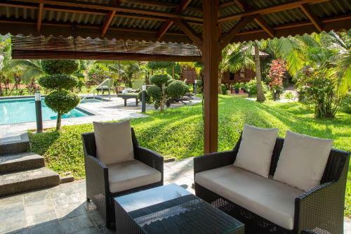 Villa Sunset Valley Holiday Houses