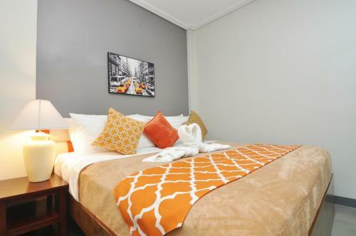 717 Cesar Place Hotel