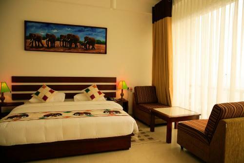 Hotel Thuruliya Lodge