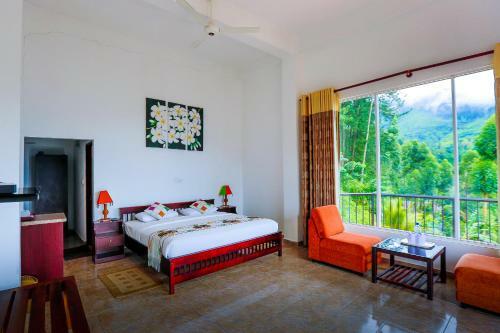 Hotel Thuruliya Lodge