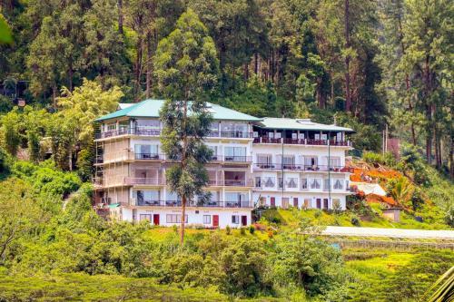 Hotel Thuruliya Lodge