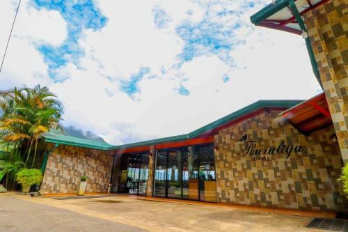 Hotel Thuruliya Lodge