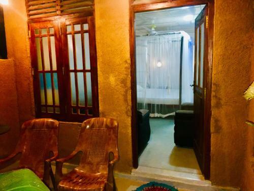 Hostal Sea Breeze Garden