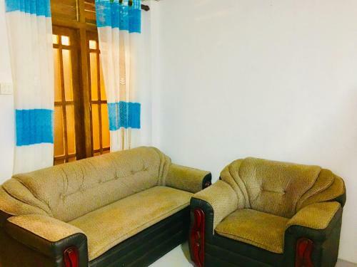 Hostal Sea Breeze Garden