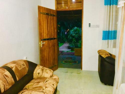 Hostal Sea Breeze Garden