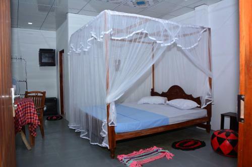 Hostal Sea Breeze Garden