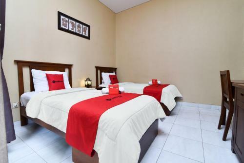 Hostal D'joemah Nadja Homestay