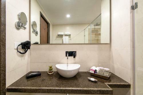Hotel Regenta Central, Jhotwara