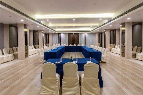 Hotel Regenta Central, Jhotwara