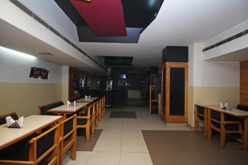 Hotel Oyo Rooms Birla Mandir Raja Park