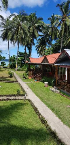 Hotel Pellicon Beach Resort