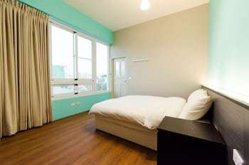 La Dahai Cafe B&B