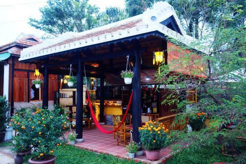 Golden Lantern Hoi An Homestay