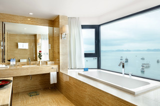 Hotel Wyndham Legend Halong