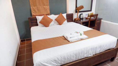 Aparthotel Ananas Family Hotel