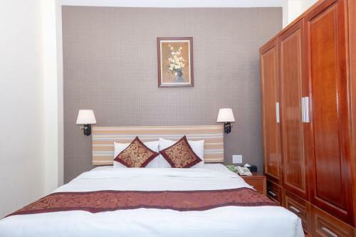 Airport Lucky Star Hotel