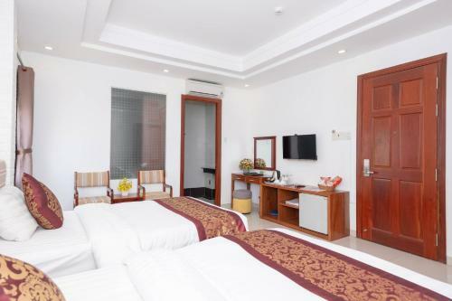 Airport Lucky Star Hotel