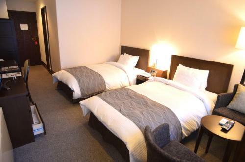 Hotel Yatsugatake Kogen Lodge