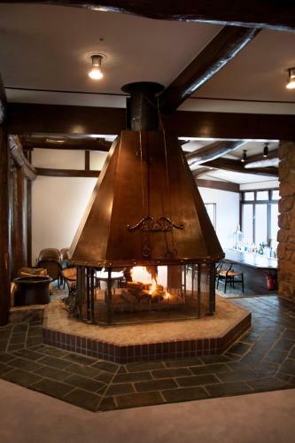 Hotel Yatsugatake Kogen Lodge