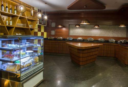 Hotel Ambaari Suites