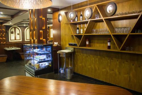 Hotel Ambaari Suites