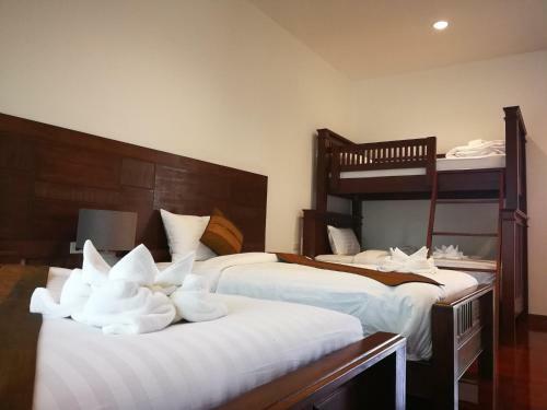Hostal Bura Phat Resort