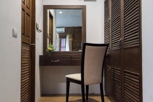 Hostal Bura Phat Resort