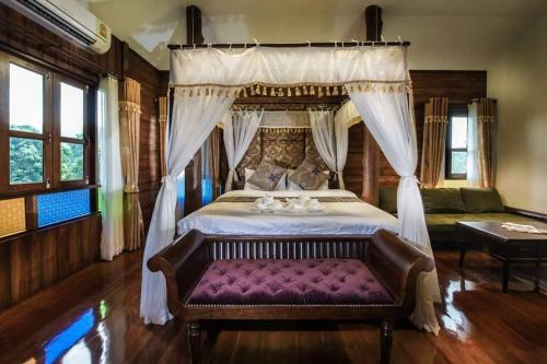 Hostal Bura Phat Resort