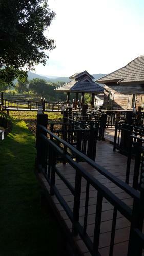 Hostal Bura Phat Resort