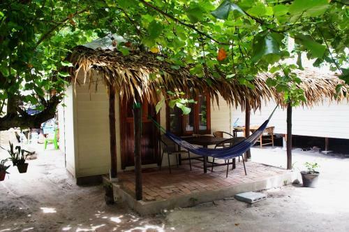 Hotel Lazy Hut