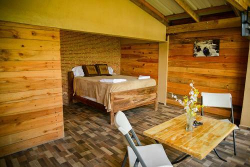 Hotel Rancho Tierra Alta