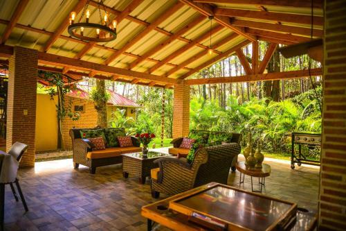 Hotel Rancho Tierra Alta