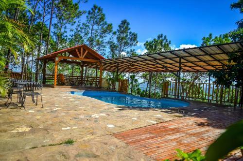 Hotel Rancho Tierra Alta