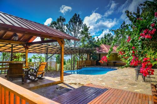 Hotel Rancho Tierra Alta