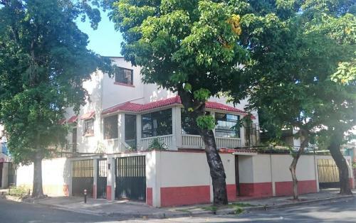 Villa Gascue Guest Apartments