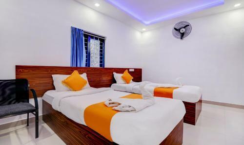 Hostal Adathara Auditorium Ap Residency