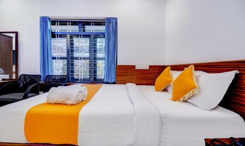 Hostal Adathara Auditorium Ap Residency