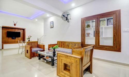 Hostal Adathara Auditorium Ap Residency
