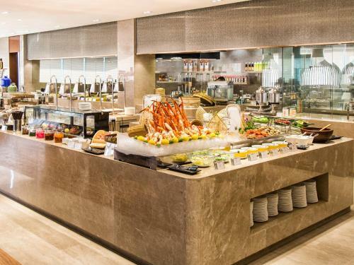 Wan Yue Grand Skylight Hotel