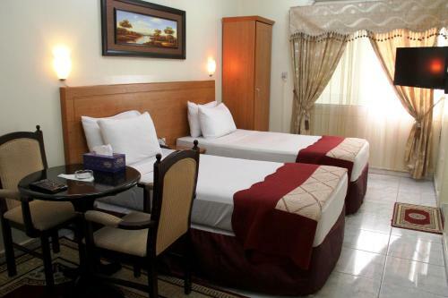 Al Ahrar Hotel