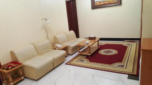 Al Ahrar Hotel