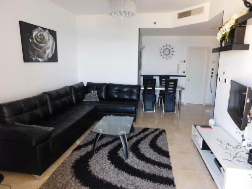 Aurora Apartment
