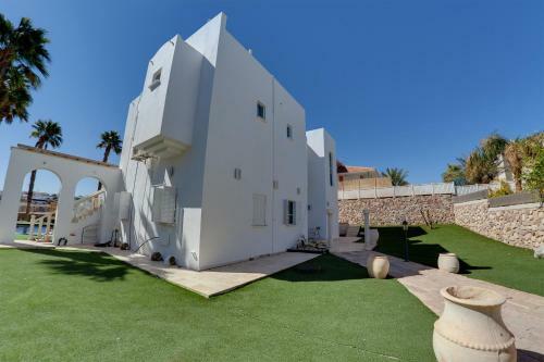 Hotel Custo Dive Resort