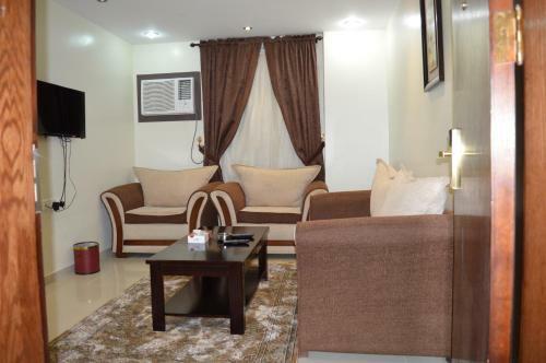 Apartamento Makarm Palm Hotel Suites